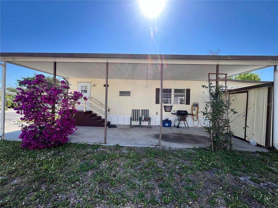 Active With Contract: $74,000 (2 beds, 1 baths, 672 Square Feet)