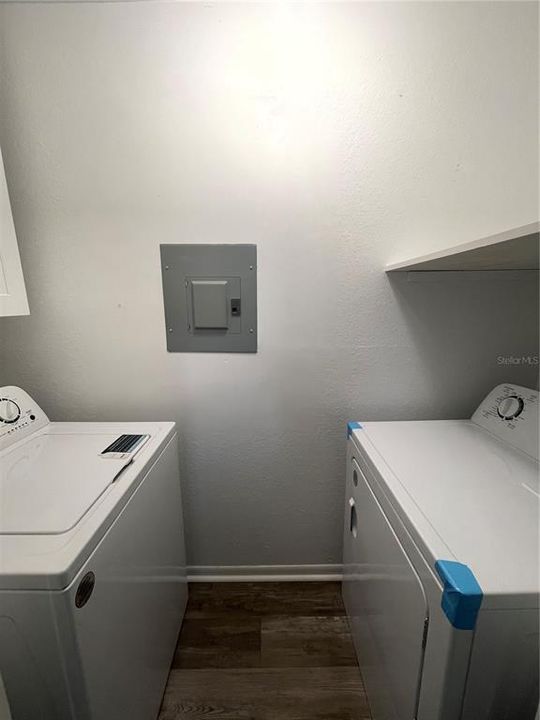 For Sale: $180,000 (1 beds, 1 baths, 580 Square Feet)