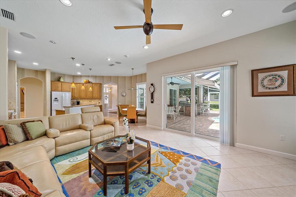 Active With Contract: $799,000 (4 beds, 3 baths, 2234 Square Feet)