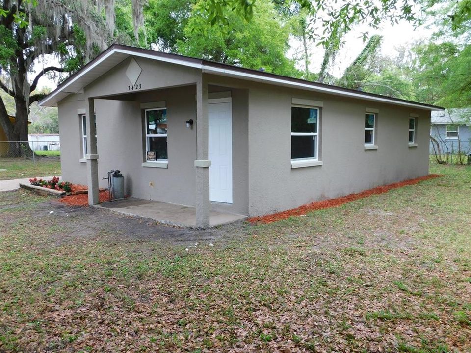 For Sale: $169,500 (3 beds, 1 baths, 950 Square Feet)