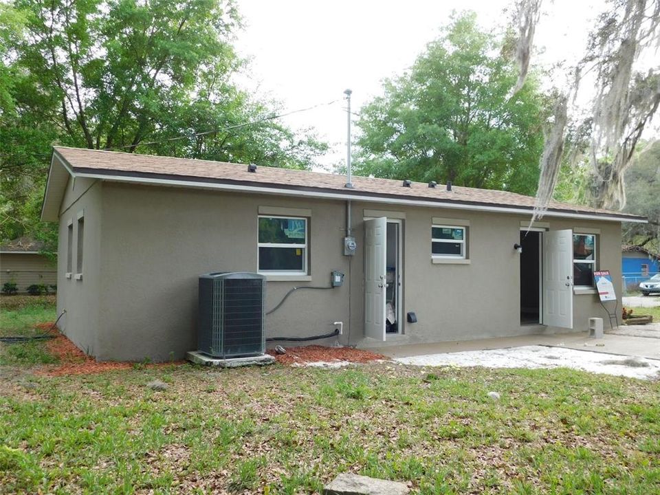 For Sale: $169,500 (3 beds, 1 baths, 950 Square Feet)