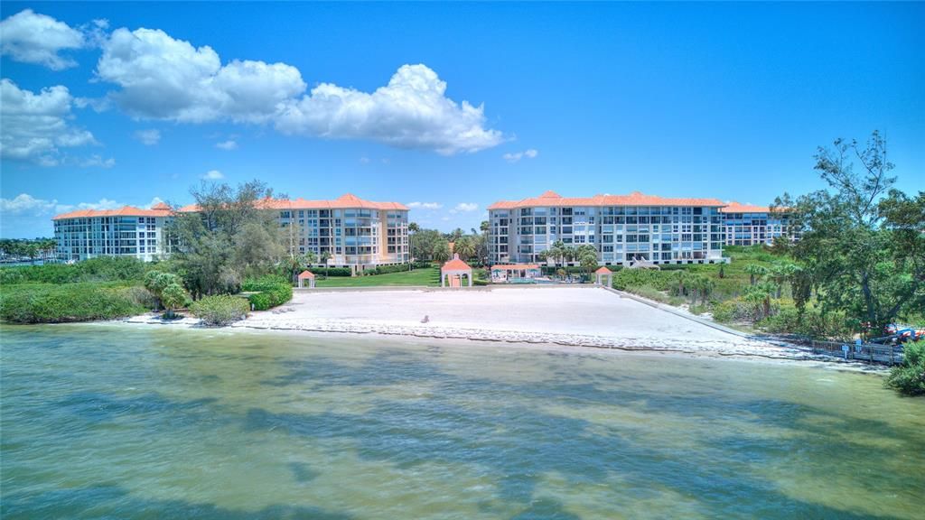 Recently Sold: $1,200,000 (3 beds, 2 baths, 1510 Square Feet)