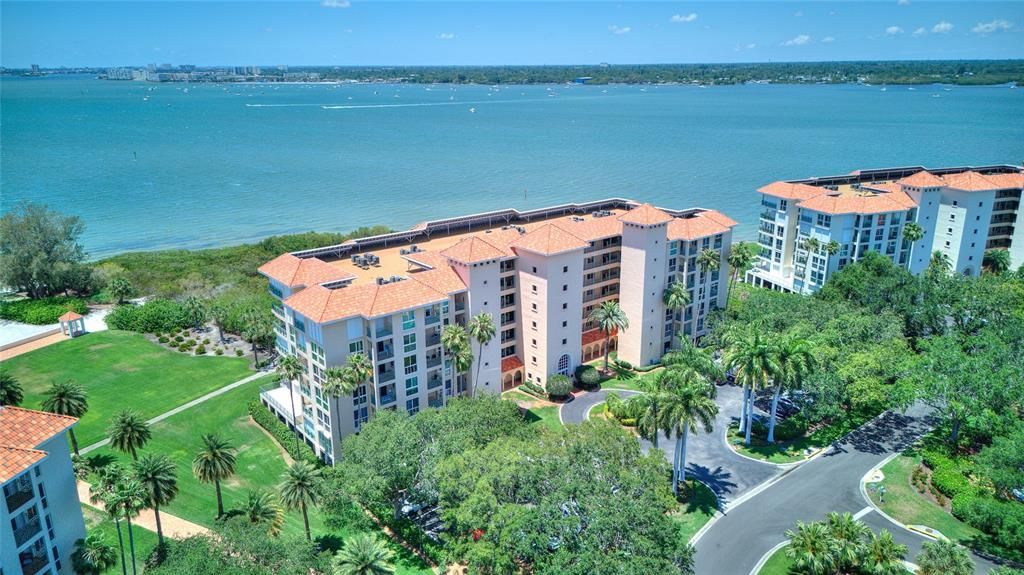 Recently Sold: $1,200,000 (3 beds, 2 baths, 1510 Square Feet)