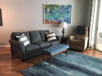 Recently Sold: $232,000 (2 beds, 2 baths, 1110 Square Feet)