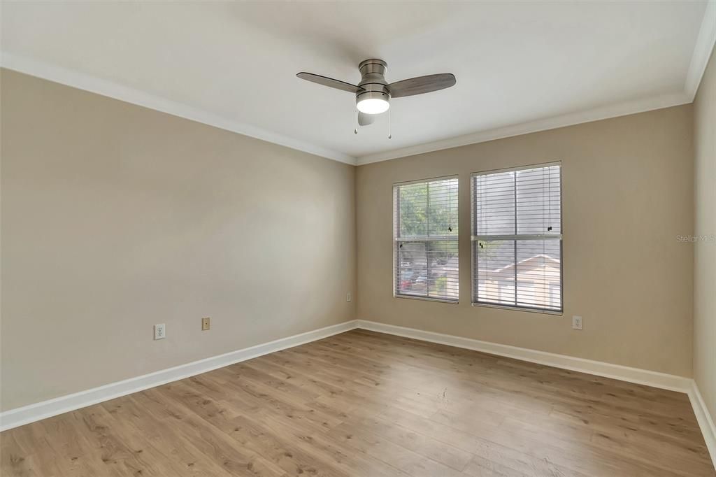 For Sale: $230,000 (2 beds, 2 baths, 1205 Square Feet)