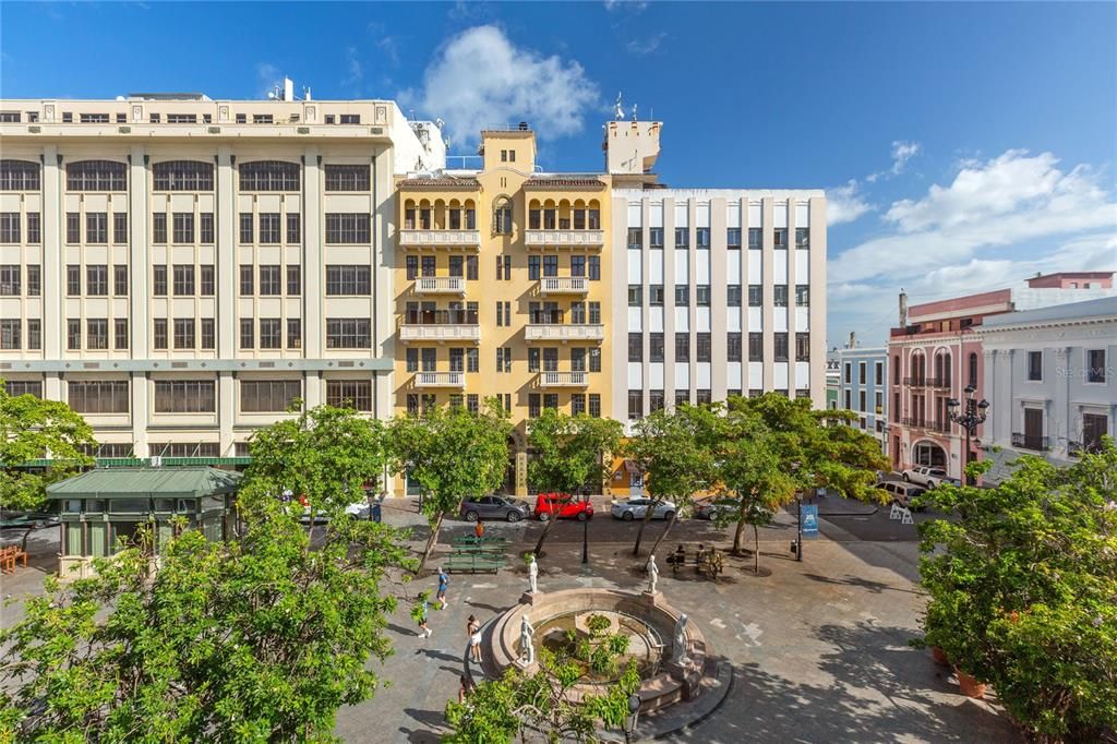 Recently Sold: $850,000 (2 beds, 2 baths, 1251 Square Feet)