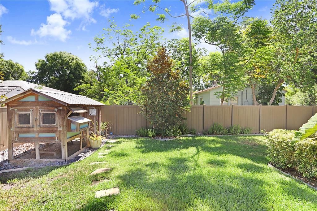 Active With Contract: $1,250,000 (4 beds, 2 baths, 2099 Square Feet)