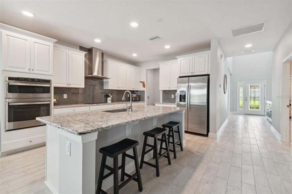 Active With Contract: $579,900 (5 beds, 3 baths, 3531 Square Feet)