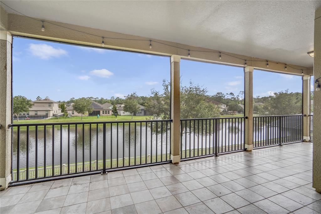 upstairs screen enclosed patio