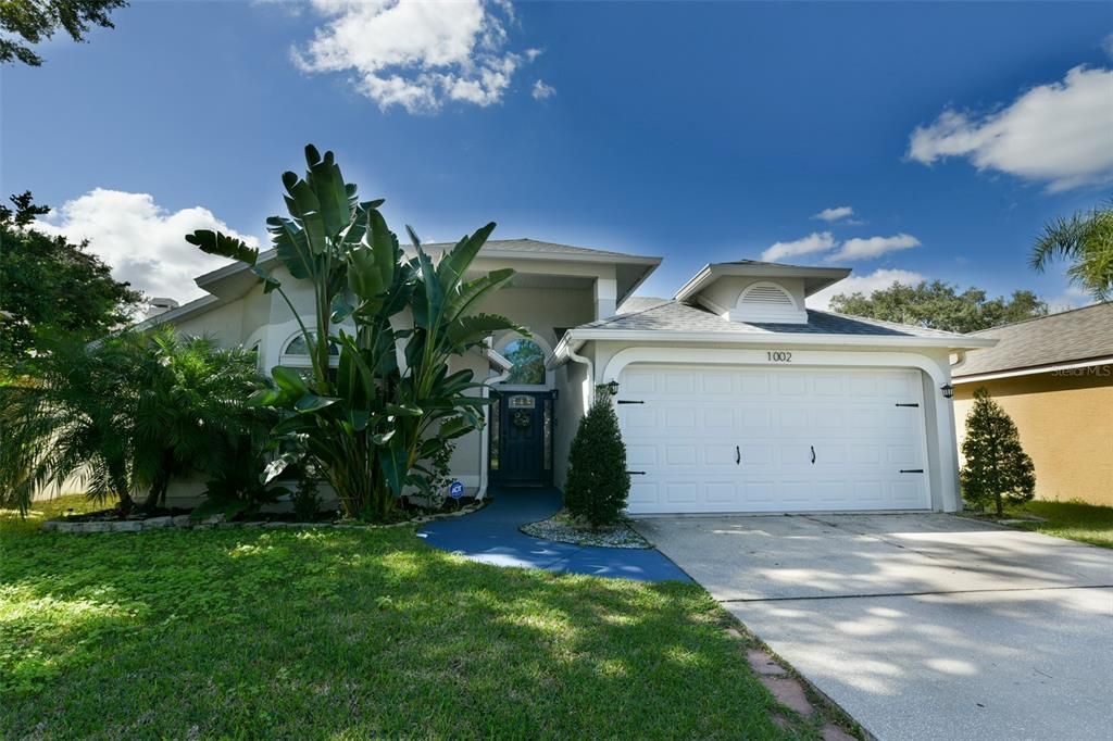 Active With Contract: $410,000 (3 beds, 2 baths, 1260 Square Feet)