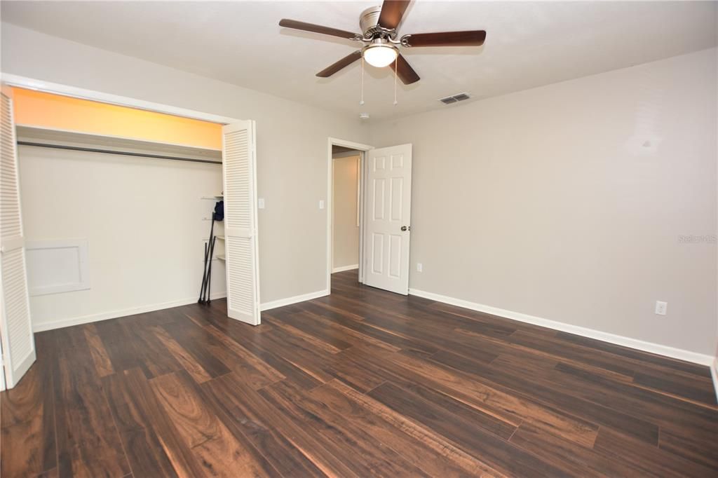 Active With Contract: $1,625 (2 beds, 2 baths, 1376 Square Feet)