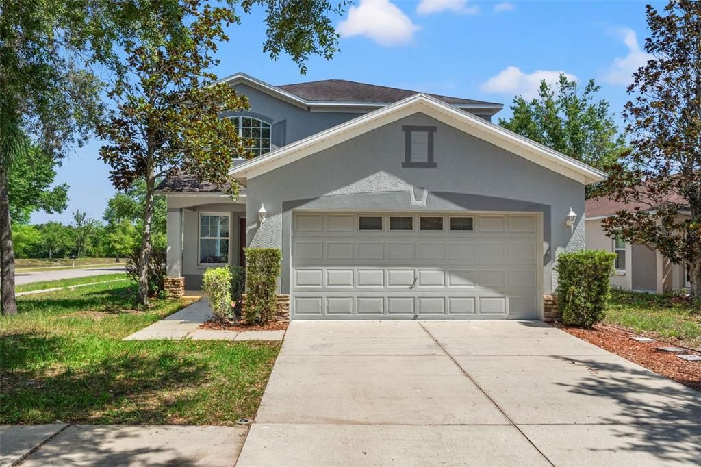 Active With Contract: $315,900 (4 beds, 2 baths, 1464 Square Feet)