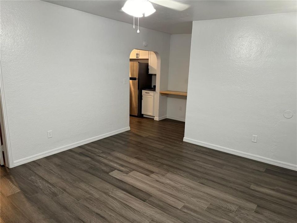 For Rent: $1,495 (2 beds, 1 baths, 1000 Square Feet)