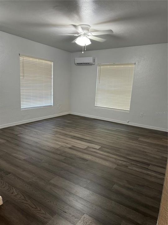 For Rent: $1,495 (2 beds, 1 baths, 1000 Square Feet)