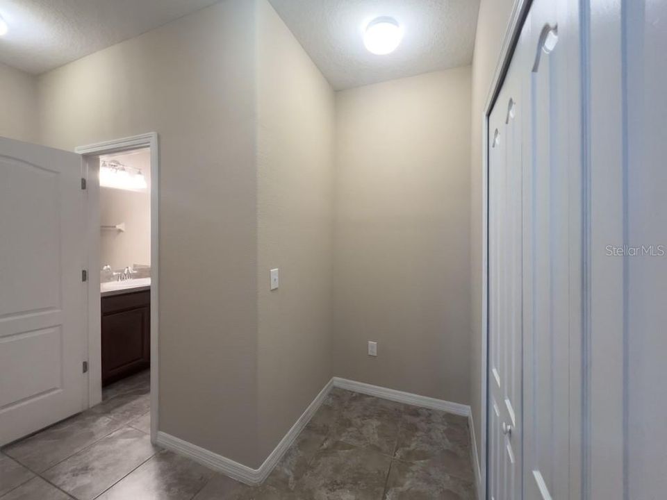 Active With Contract: $2,500 (3 beds, 2 baths, 2408 Square Feet)