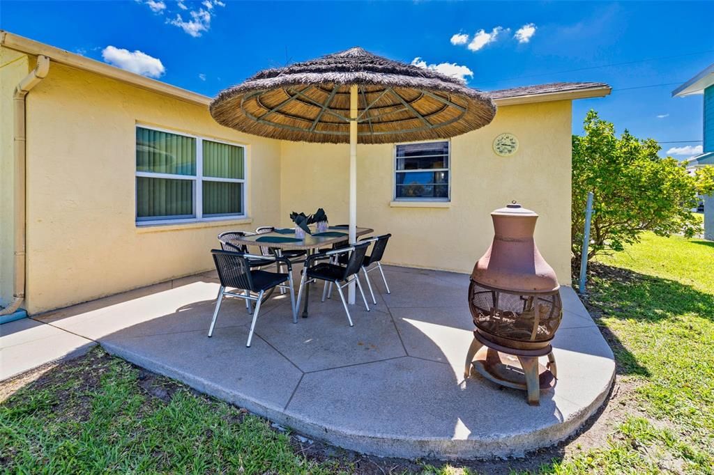 For Sale: $469,900 (2 beds, 2 baths, 1449 Square Feet)