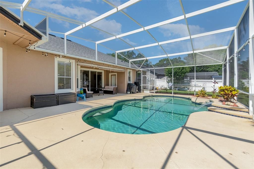 Active With Contract: $680,000 (4 beds, 3 baths, 2443 Square Feet)