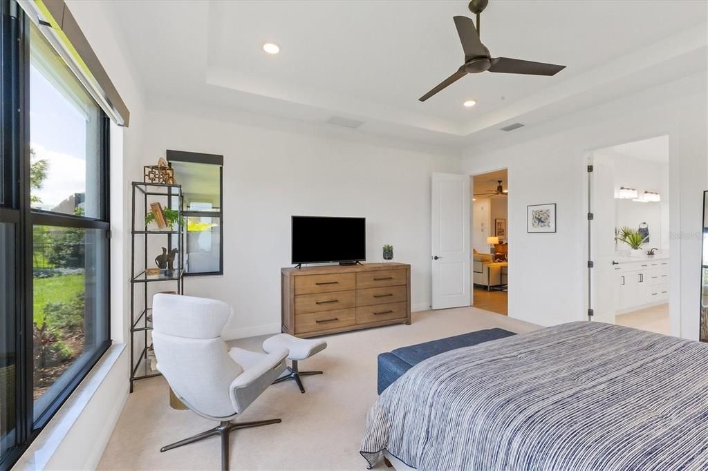 Active With Contract: $1,100,000 (3 beds, 3 baths, 3000 Square Feet)