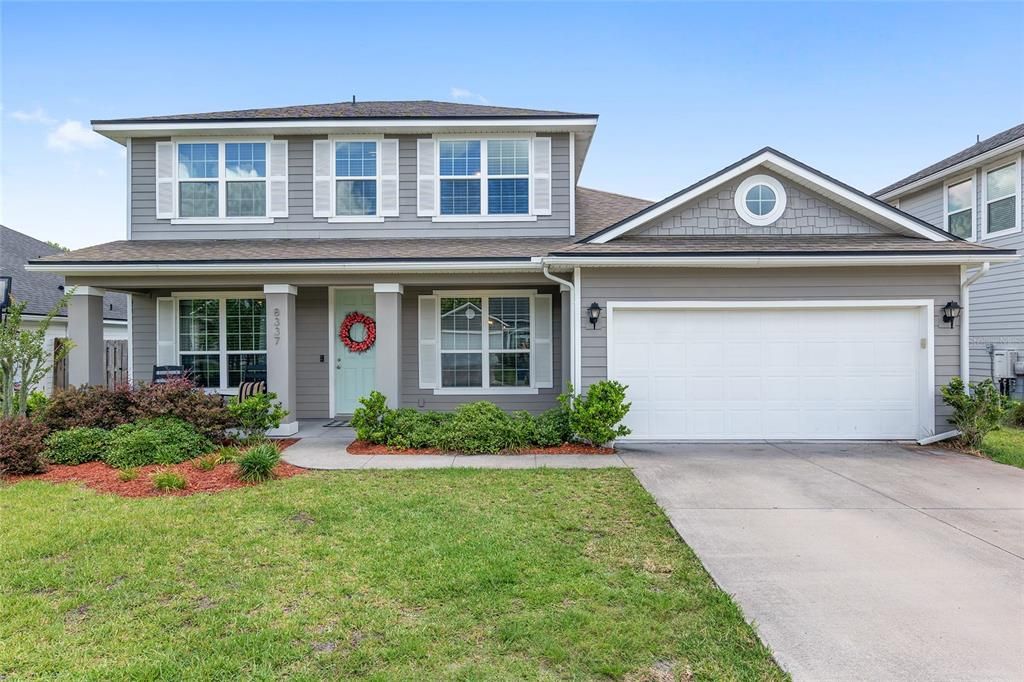 Active With Contract: $435,000 (4 beds, 3 baths, 2194 Square Feet)