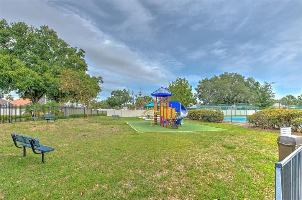 For Sale: $322,500 (3 beds, 2 baths, 1170 Square Feet)