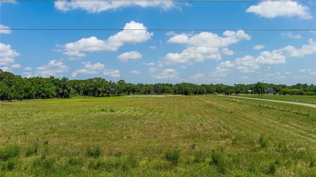 For Sale: $920,000 (10.00 acres)
