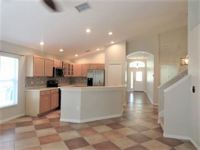 For Rent: $3,695 (4 beds, 3 baths, 2402 Square Feet)