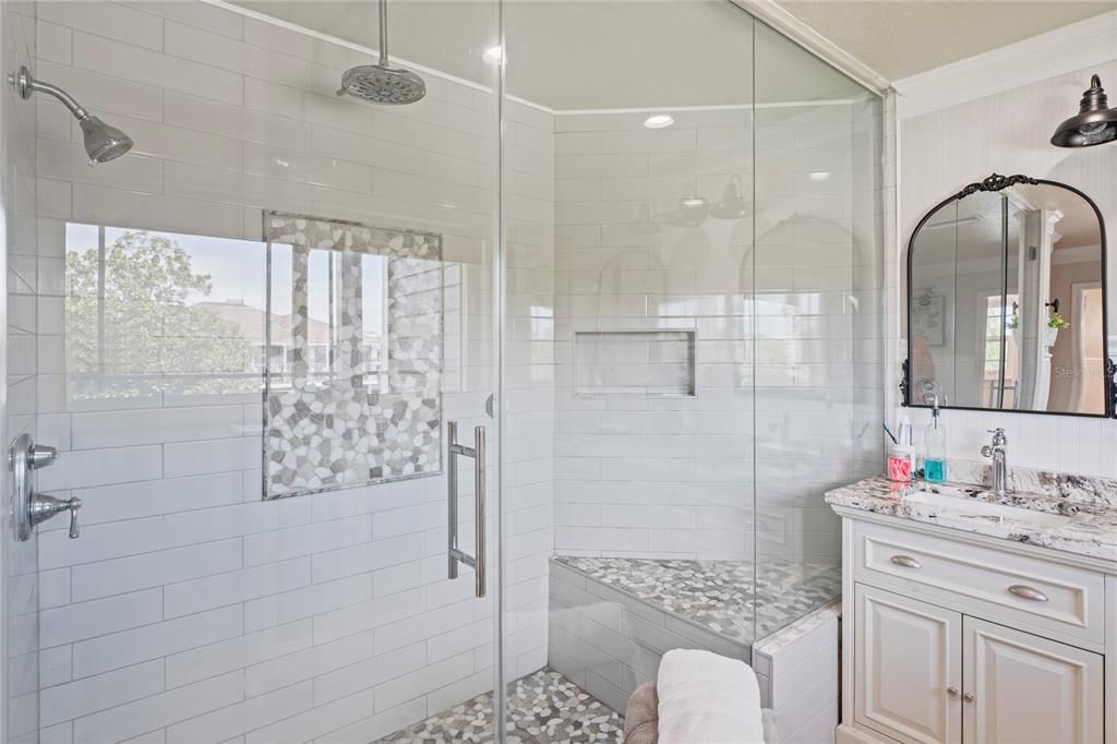 Active With Contract: $1,399,000 (3 beds, 3 baths, 3400 Square Feet)