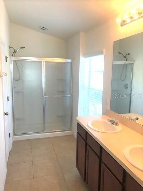 Active With Contract: $1,750 (2 beds, 2 baths, 1154 Square Feet)