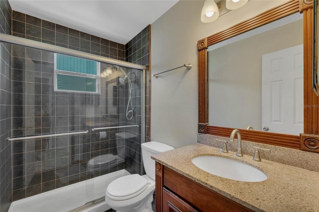 Active With Contract: $289,900 (2 beds, 2 baths, 1061 Square Feet)