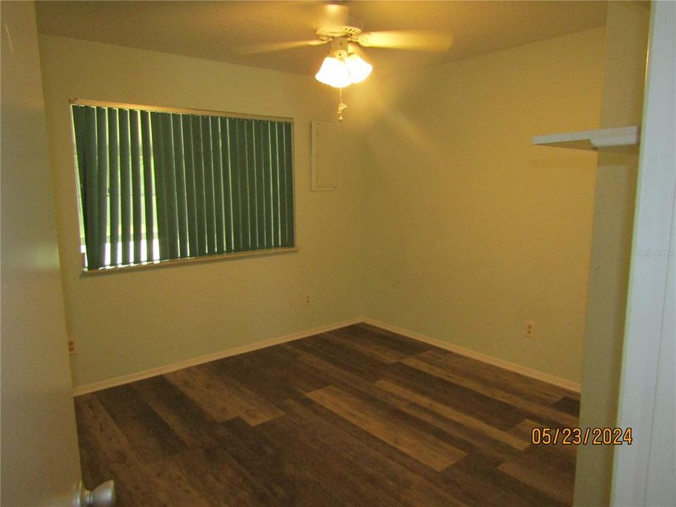 For Rent: $1,800 (3 beds, 1 baths, 1272 Square Feet)
