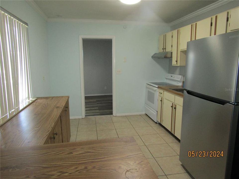 For Rent: $1,800 (3 beds, 1 baths, 1272 Square Feet)