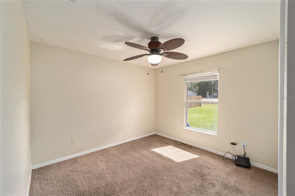 Active With Contract: $249,900 (3 beds, 2 baths, 1385 Square Feet)