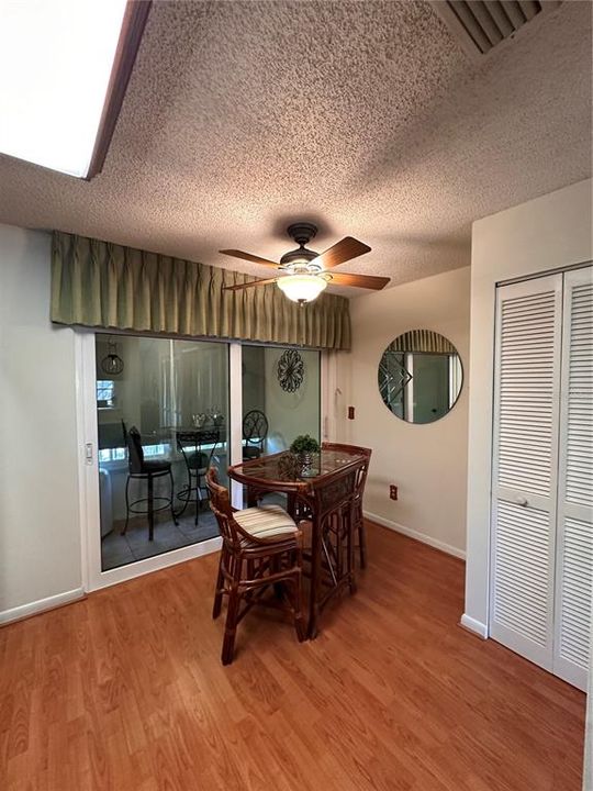 For Rent: $1,500 (2 beds, 2 baths, 935 Square Feet)