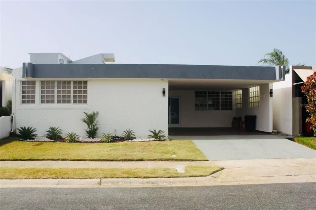 最近租的: $2,600 (4 贝兹, 2 浴室, 1750 平方英尺)