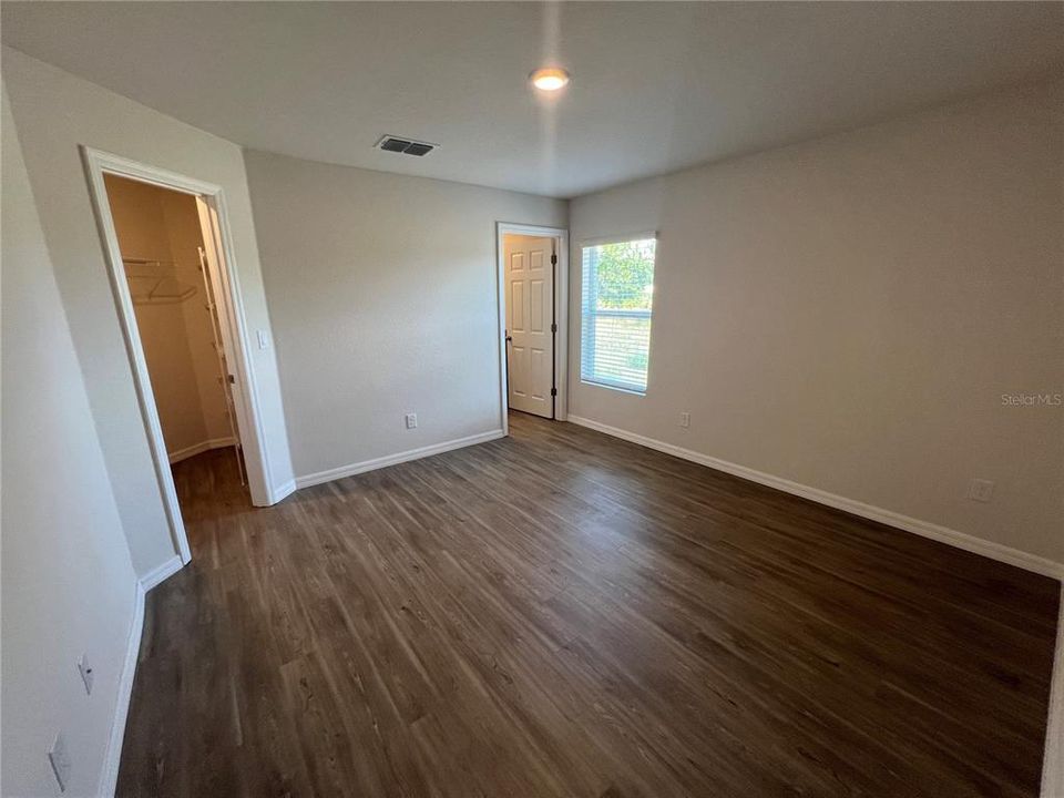 Recently Rented: $1,725 (2 beds, 2 baths, 1043 Square Feet)