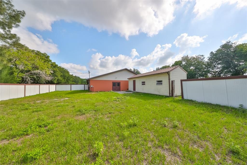 For Sale: $850,000 (4 beds, 2 baths, 1777 Square Feet)