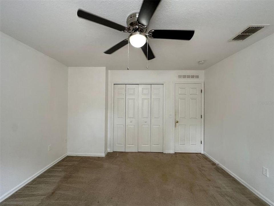 For Rent: $2,400 (4 beds, 2 baths, 2818 Square Feet)