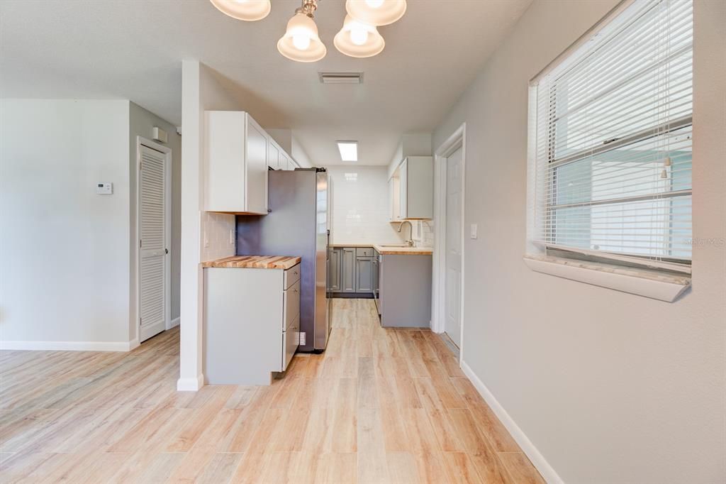 Kitchen/Dining Areas