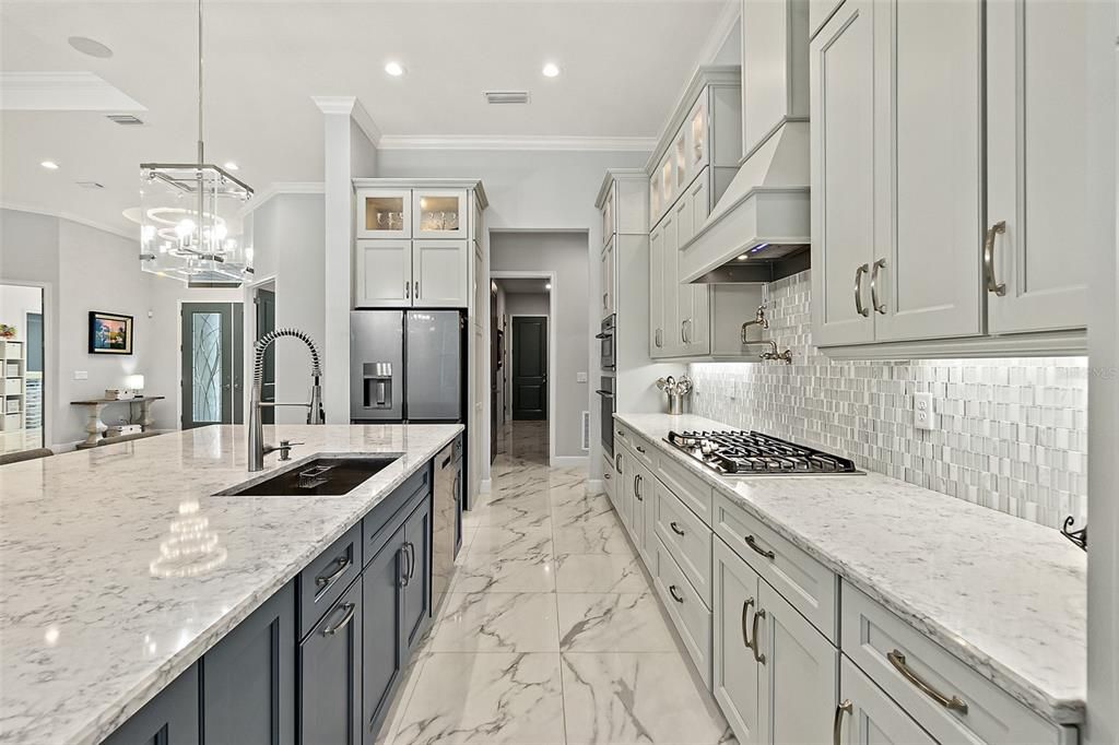 Quartz Countertops w/Tile Backsplash