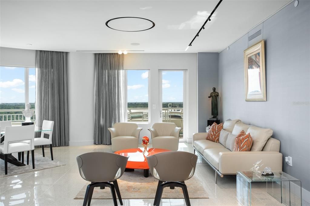 For Sale: $1,595,000 (2 beds, 2 baths, 2575 Square Feet)