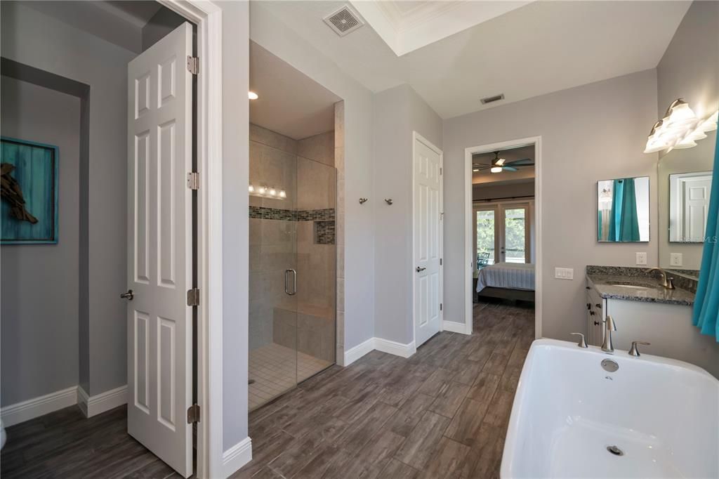 Tiled shower with built-in seat