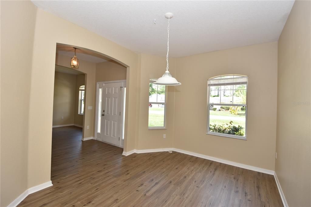 Active With Contract: $329,900 (4 beds, 2 baths, 2252 Square Feet)