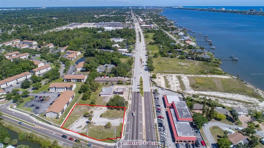 .644 Acre Corner lot at Ridgewood and Reed Canal