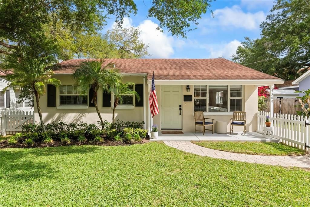 Недавно продано: $825,000 (4 спален, 3 ванн, 1663 Квадратных фут)