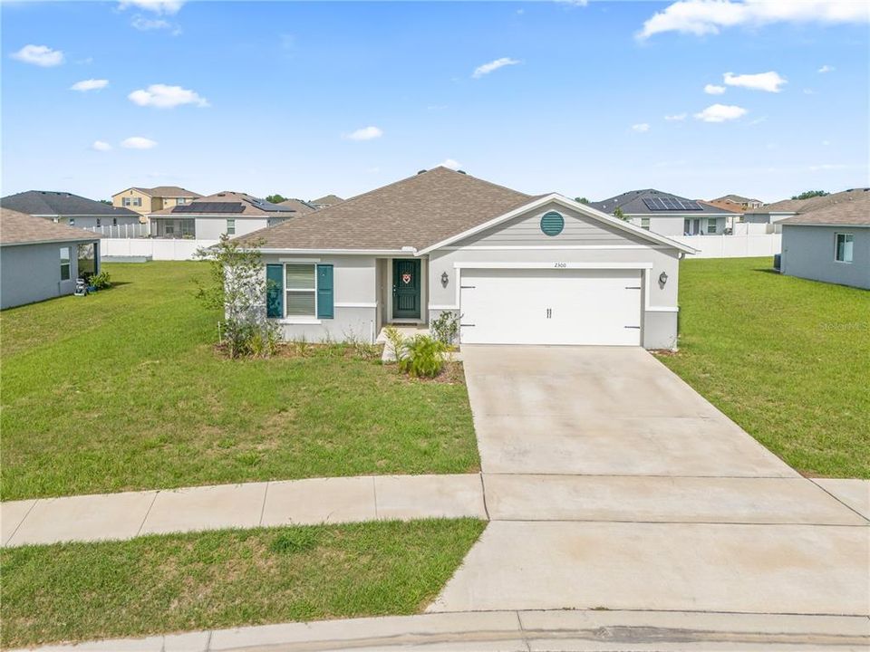 Active With Contract: $369,990 (4 beds, 2 baths, 1983 Square Feet)