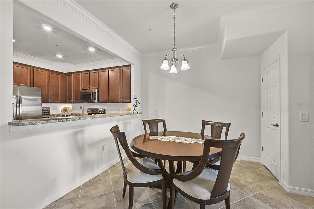 For Sale: $339,900 (3 beds, 2 baths, 1949 Square Feet)