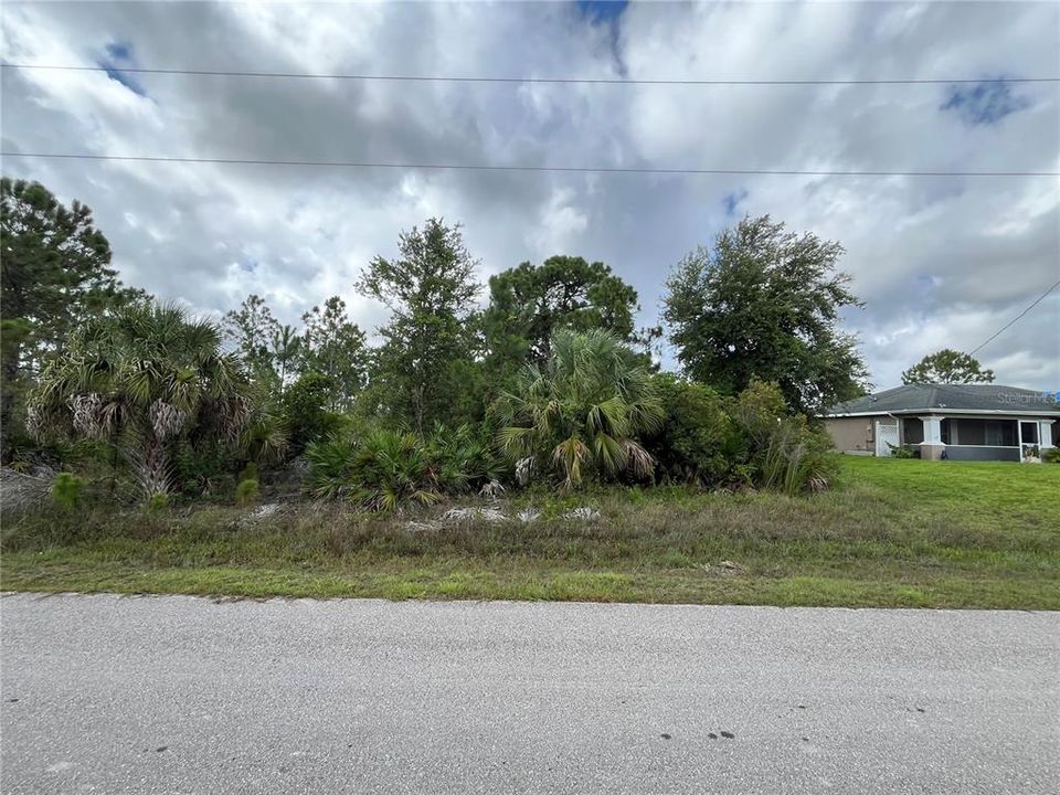 Active With Contract: $23,900 (0.25 acres)