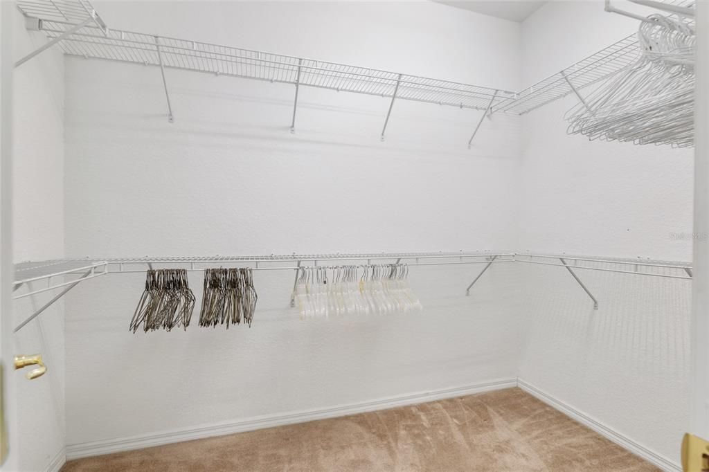 Walk-in Closet