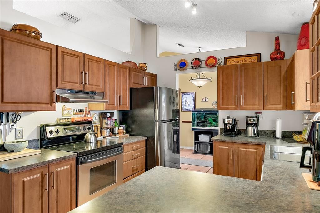 KITCHEN WITH LOTS OF OVERHEAD STORAGE