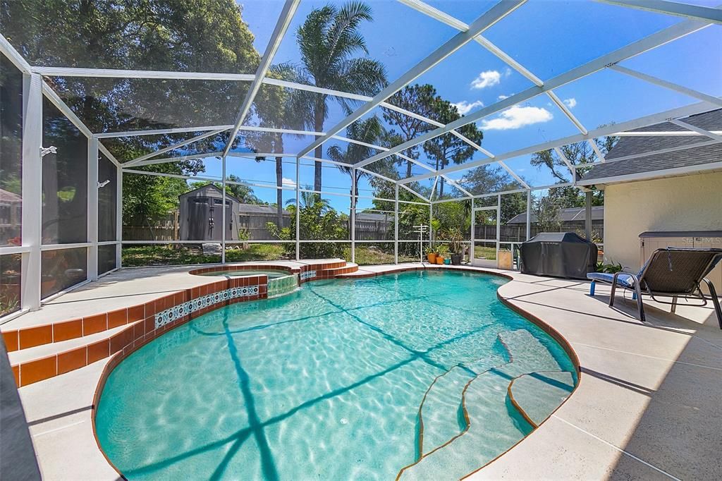 SCREENED POOL/PATIO